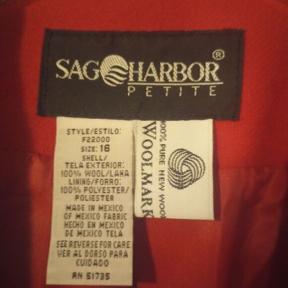 Sag Harbor single breasted wool blazer with front pockets - Picture 3 of 9